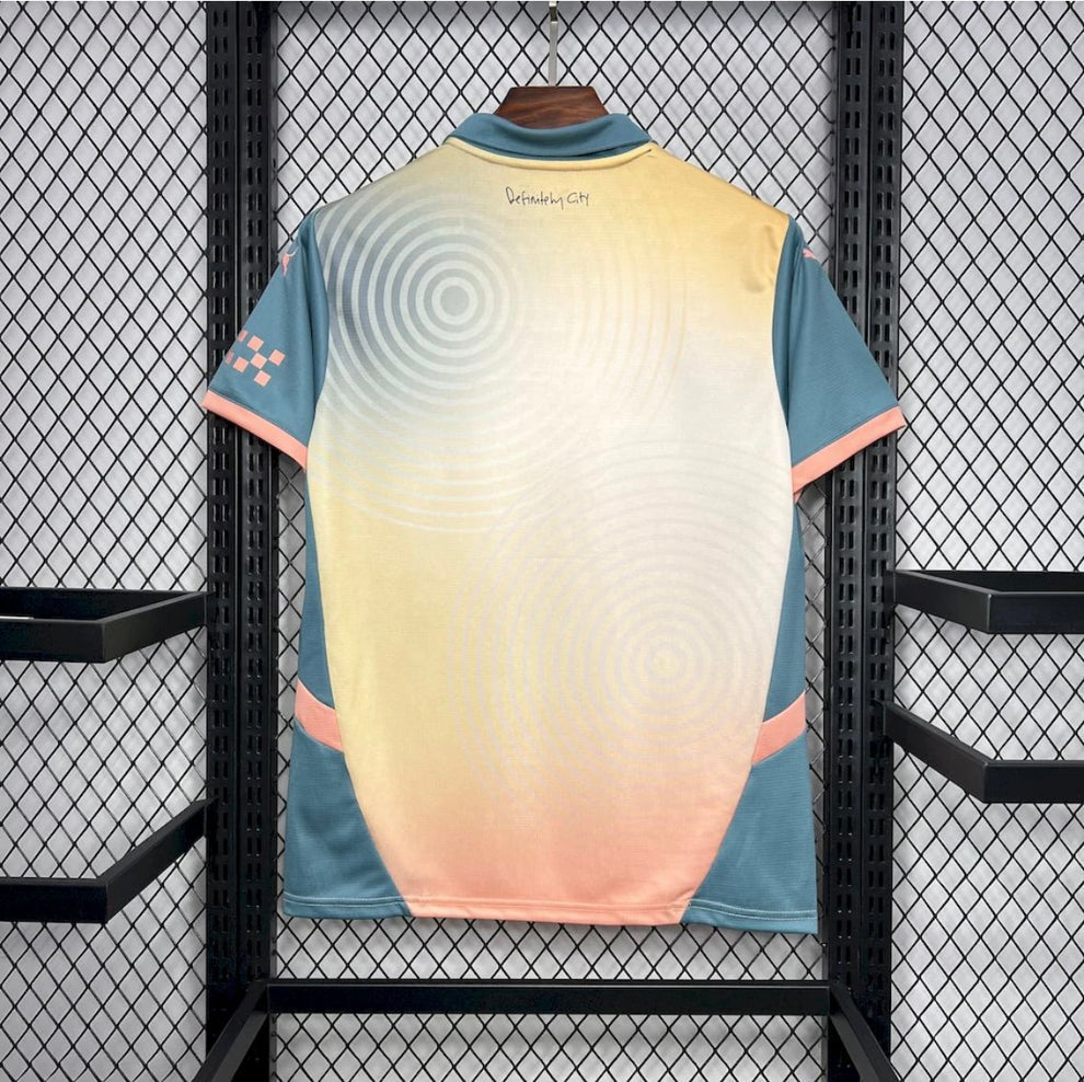 Manchester City cuarta 2024-2025