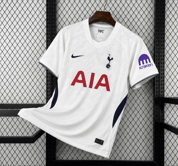 Tottenham domicile 2026-2027