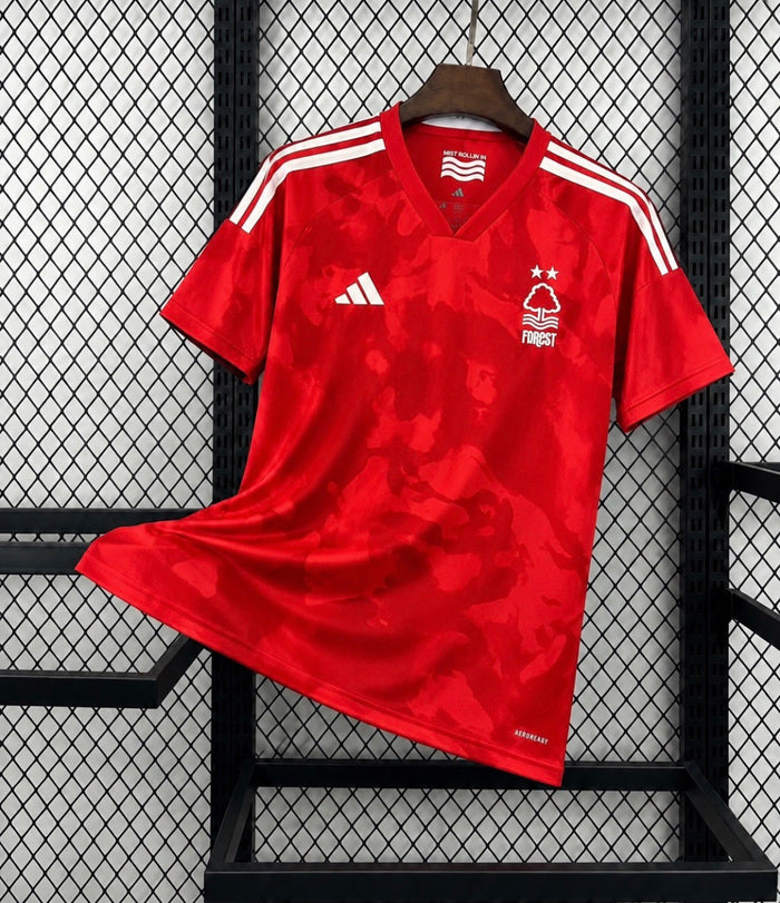Nottingham Forest domicile 2026-2027