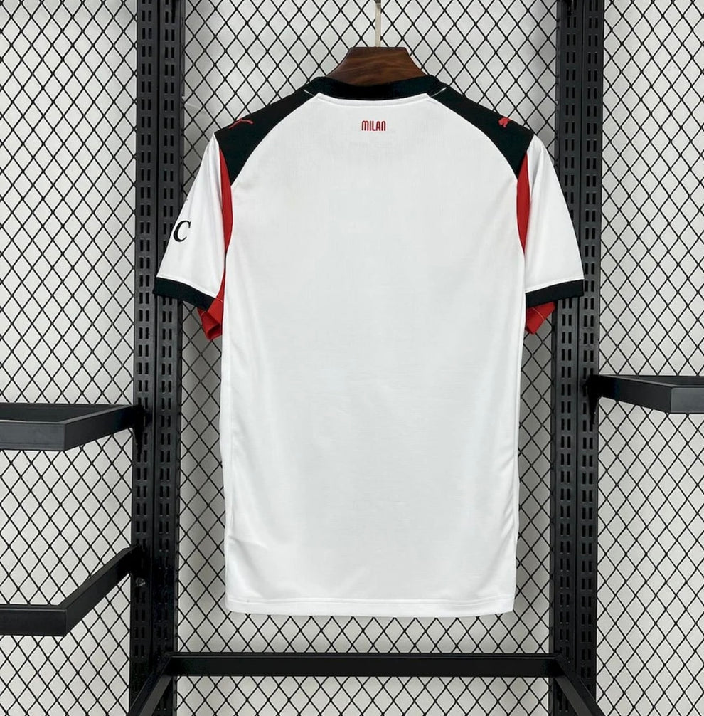AC Milan away 2025-2026