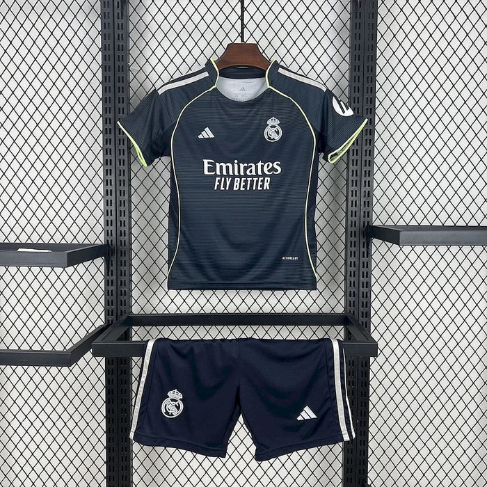Ensemble Short Real Madrid extérieur 2025-2026