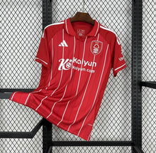 Nottingham Forest local 2025-2026