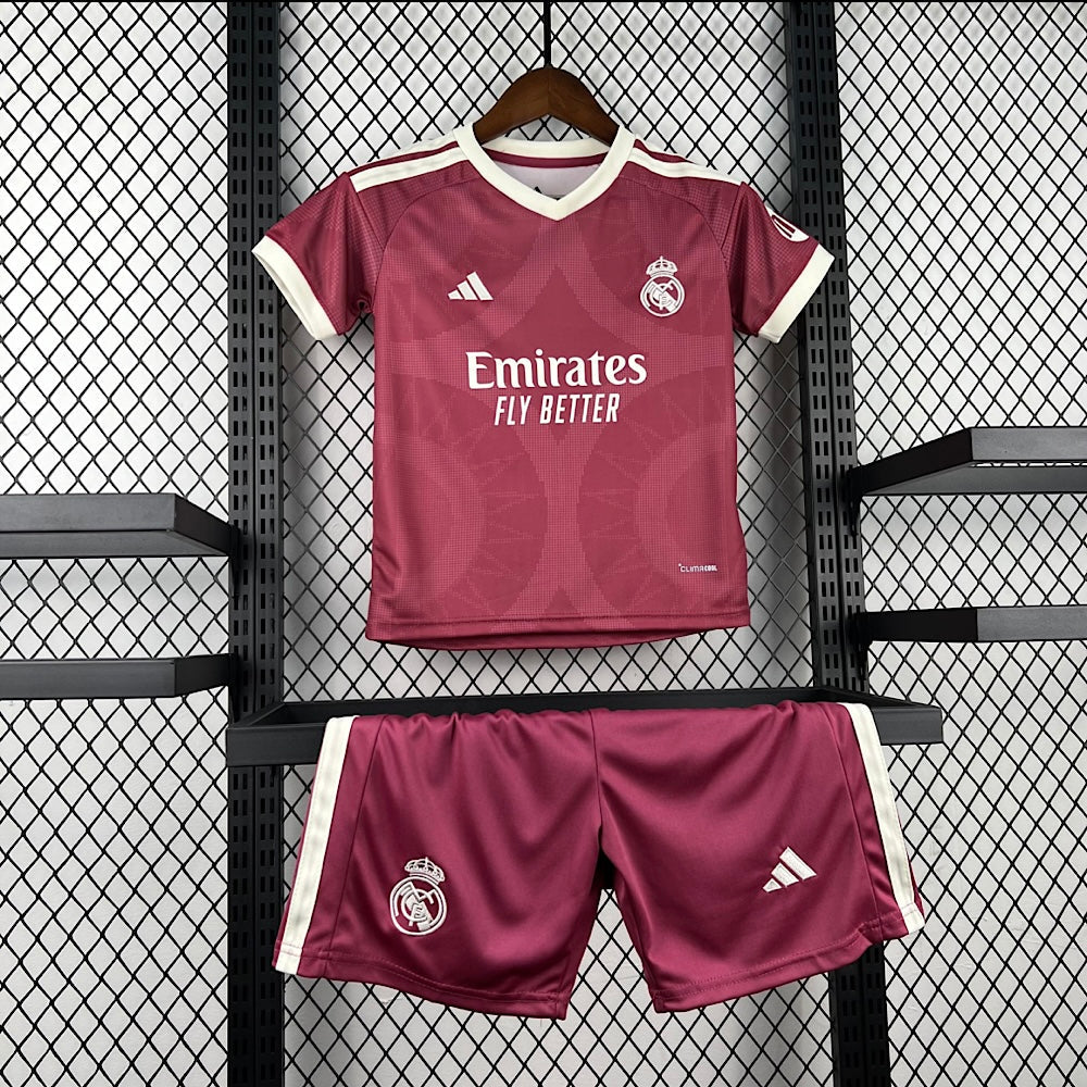 Ensemble short Real Madrid third 2026-2027