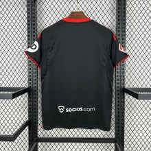 Tercera equipación del Sevilla FC 2025-2026