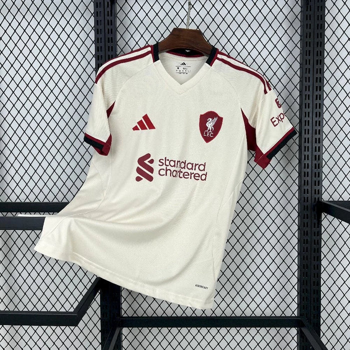 Liverpool extérieur 2025-2026