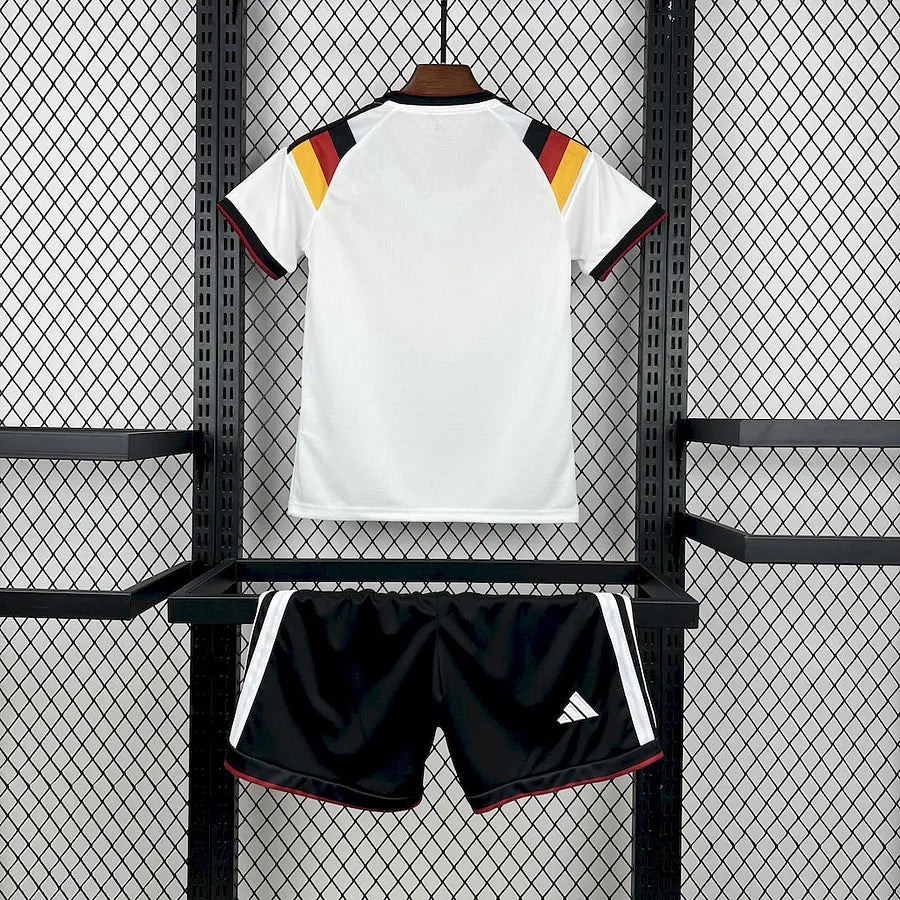 Conjunto de pantalón corto Alemania local 2026-2027