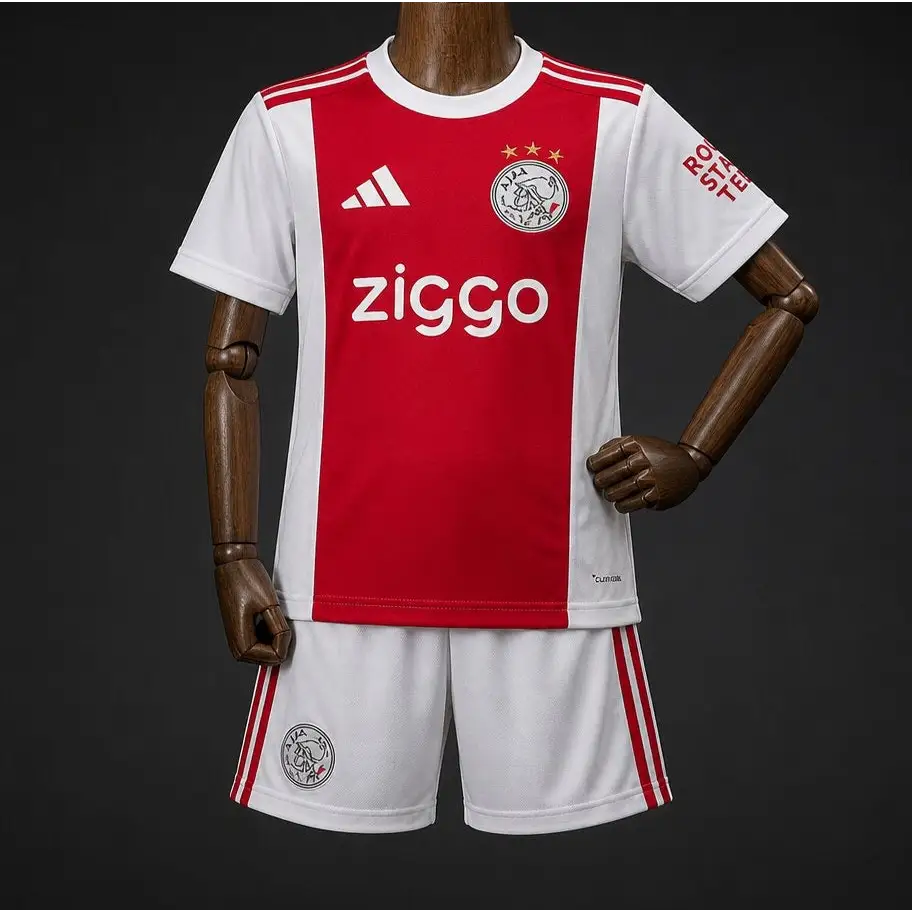 Ensemble short Ajax domicile 2026-2027