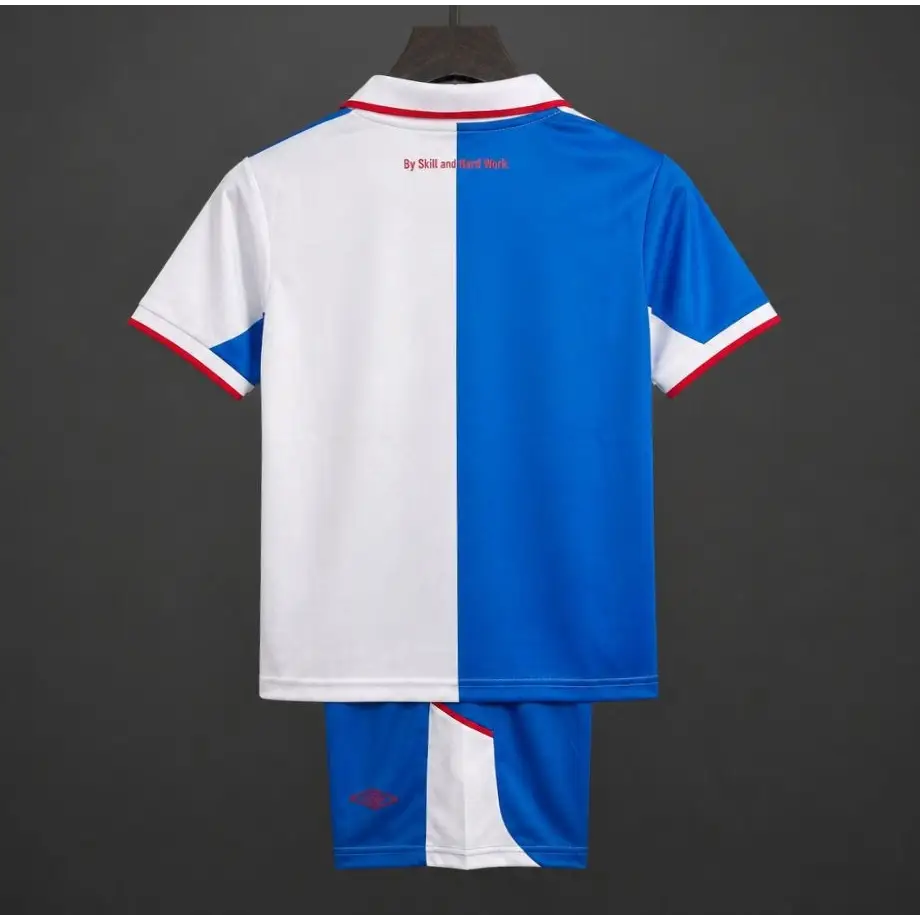 Ensemble short Blackburn domicile 2026-2027