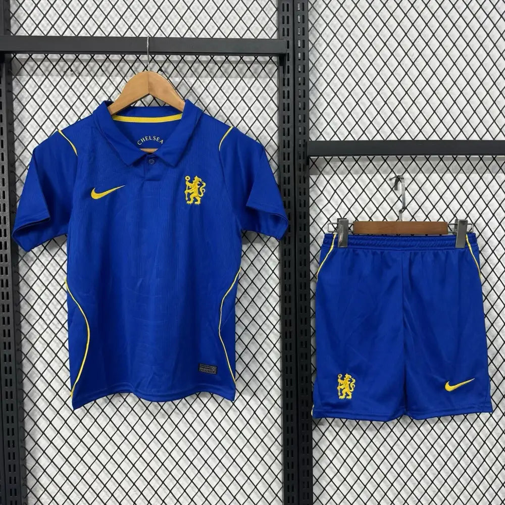 Ensemble short Chelsea domicile 2026-2027