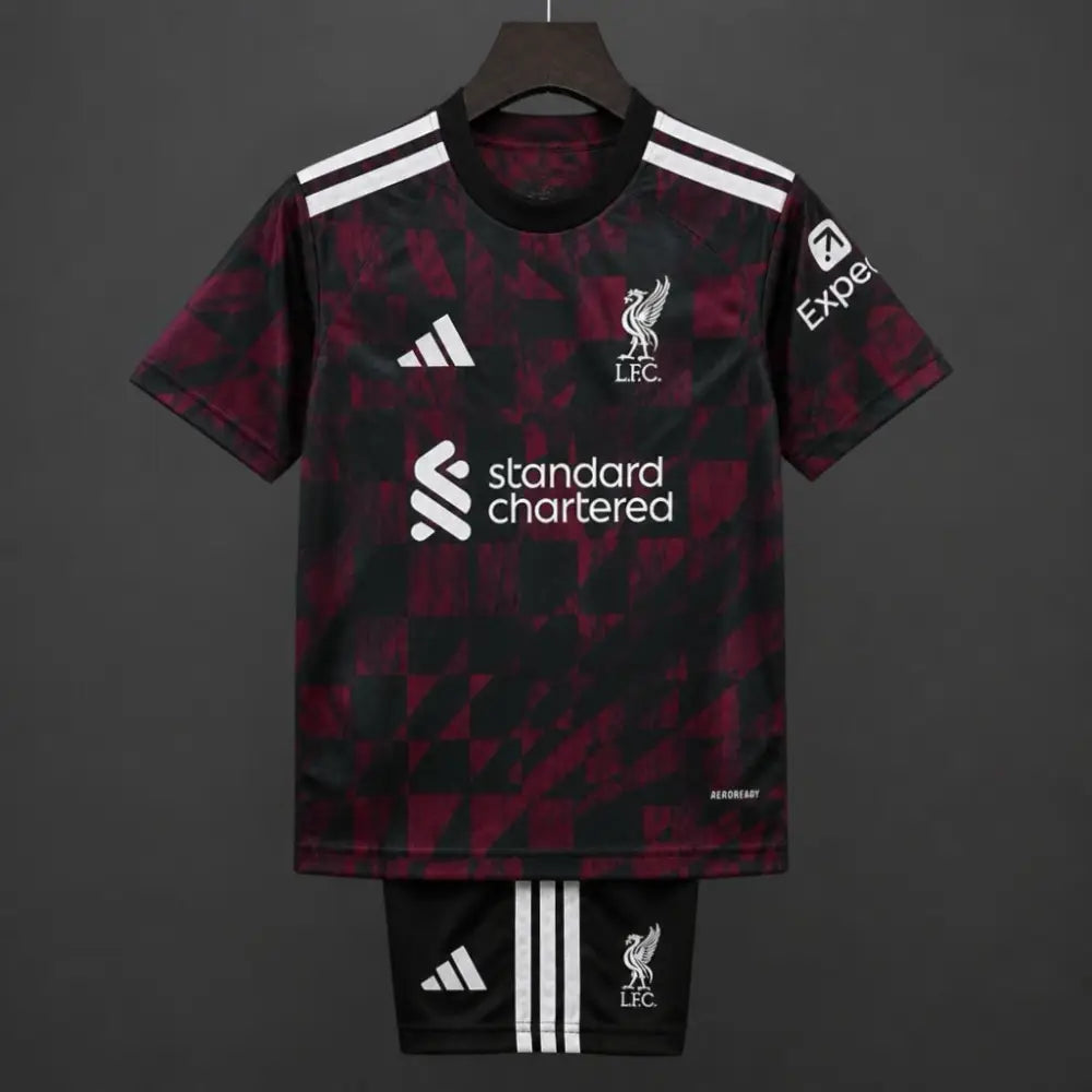 Ensemble short Liverpool third 2026-2027