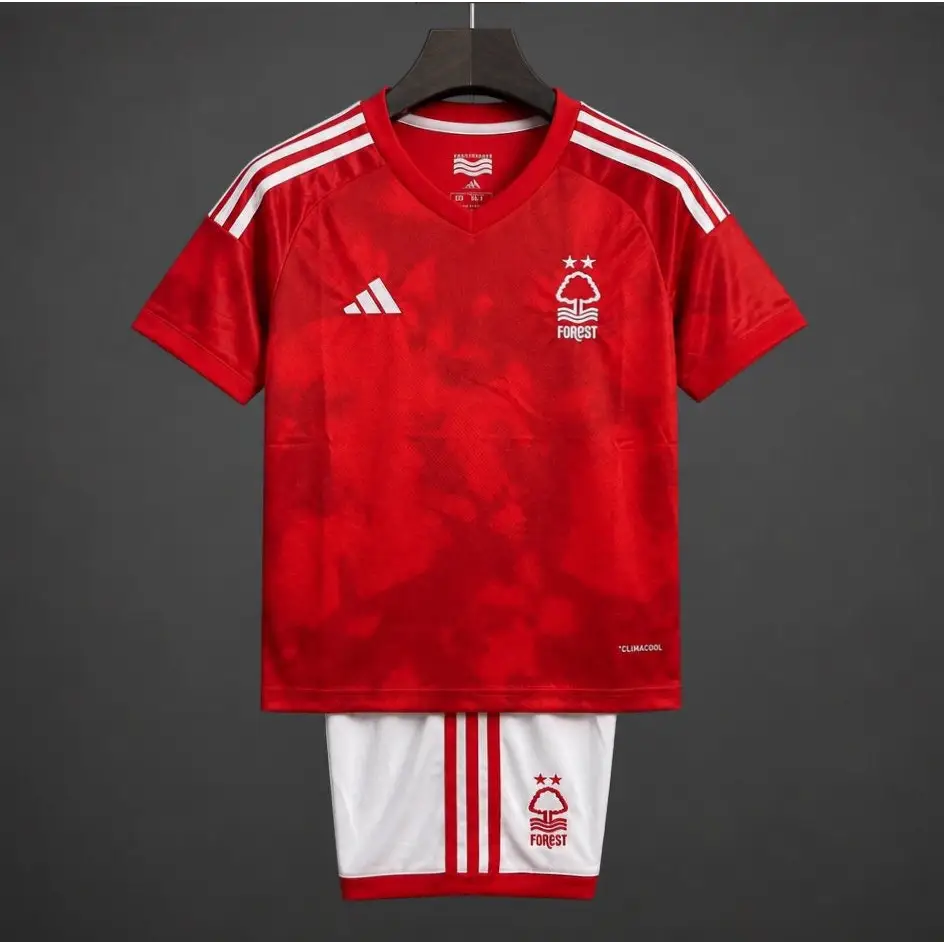 Ensemble short Nottingham Forest domicile 2026-2027