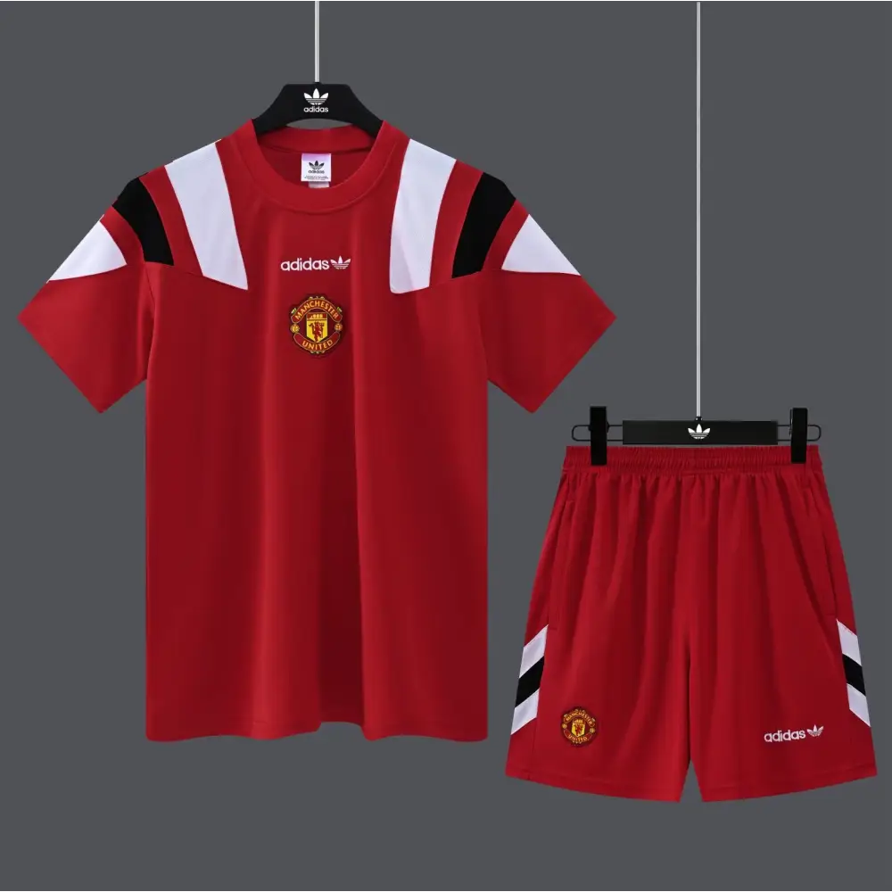 Ensemble short Manchester United training rétro rouge 2026-2027