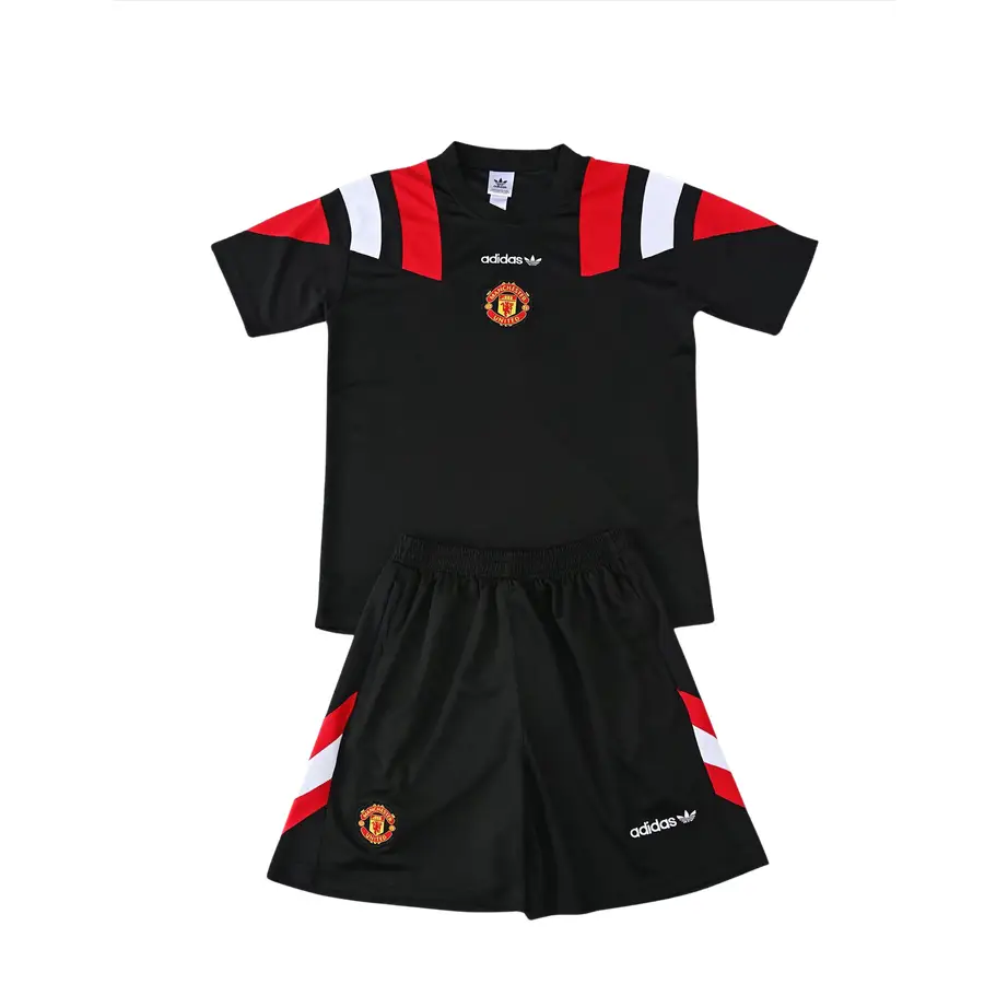Ensemble short Manchester United training rétro noir 2026-2027
