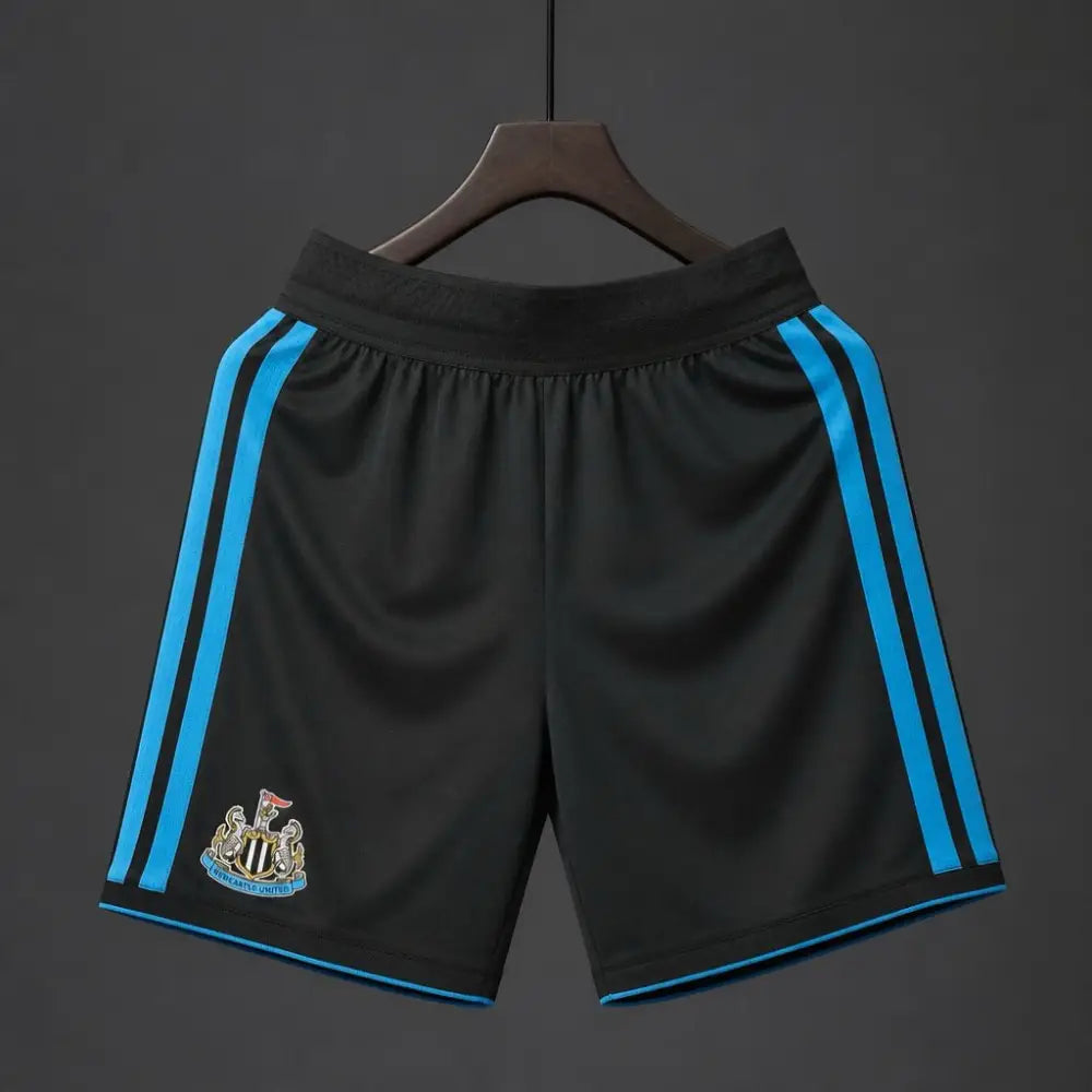 Newcastle domicile short 2026-2027