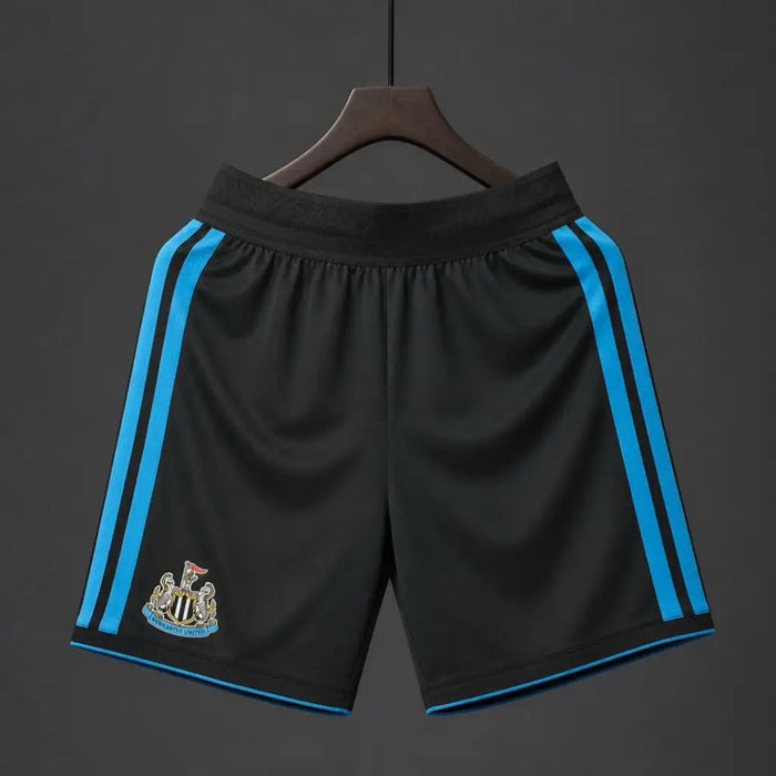 Newcastle domicile short 2026-2027
